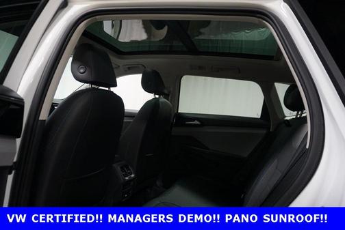 2024 Volkswagen Taos 1.5T SE Black