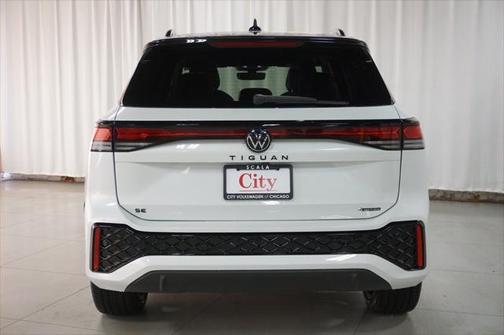 2025 Volkswagen Tiguan 2.0T SE R-Line Black 4MOTION