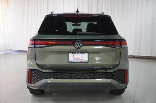 2025 Volkswagen Tiguan 2.0T SE R-Line Black 4MOTION