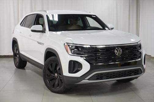 2025 Volkswagen Atlas Cross Sport 2.0T SE w/Technology 4MOTION