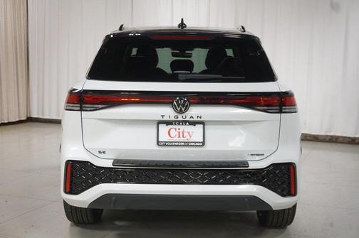 2026 Volkswagen Tiguan 2.0T SE R-Line Black 4MOTION