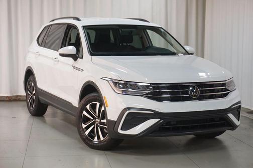 Pure White 2022 Volkswagen Tiguan 2.0T S