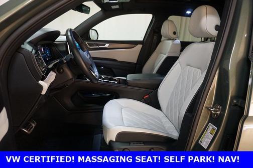 2025 Volkswagen Atlas Cross Sport 2.0T SEL Premium