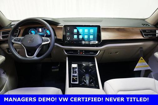 2025 Volkswagen Atlas 2.0T SE w/Technology 4MOTION