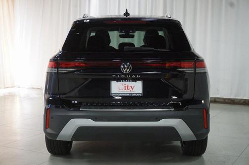 2025 Volkswagen Tiguan 2.0T SE 4MOTION