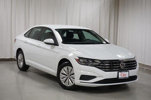 Pure White 2019 Volkswagen Jetta 1.4T S