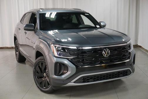 2025 Volkswagen Atlas Cross Sport 2.0T SE w/Technology 4MOTION