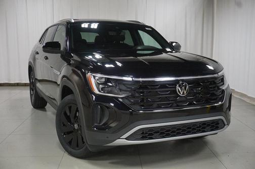 2026 Volkswagen Atlas Cross Sport 2.0T SE w/Technology 4MOTION