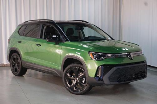 Moss Green 2026 Volkswagen Taos SE Black
