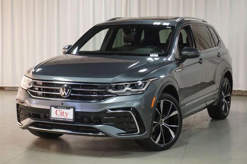 Platinum Gray Metallic 2023 Volkswagen Tiguan 2.0T SEL R-Line 4MOTION