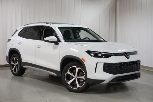 Pure White 2026 Volkswagen Tiguan 2.0T SE 4MOTION