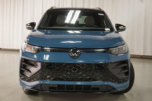 2025 Volkswagen Tiguan 2.0T SE R-Line Black 4MOTION