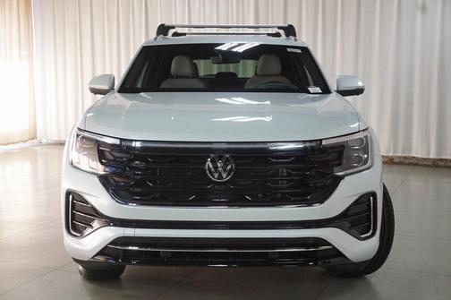 2026 Volkswagen Atlas Cross Sport 2.0T SEL Premium