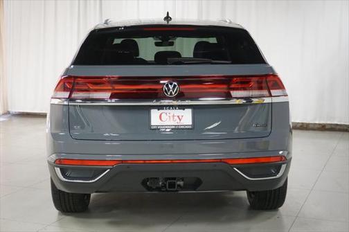 2025 Volkswagen Atlas Cross Sport 2.0T SE w/Technology 4MOTION