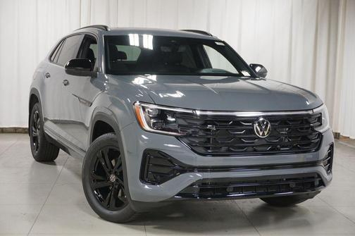 pure gray 2026 Volkswagen Atlas Cross Sport 2.0T SEL