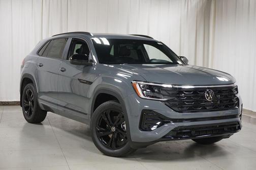 pure gray 2026 Volkswagen Atlas Cross Sport 2.0T SEL