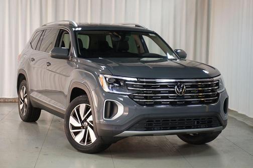 pure gray 2026 Volkswagen Atlas 2.0T SEL