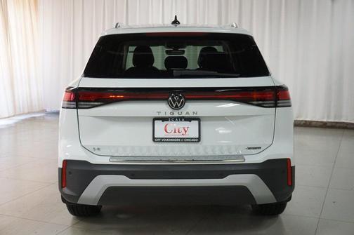 2025 Volkswagen Tiguan 2.0T SE 4MOTION