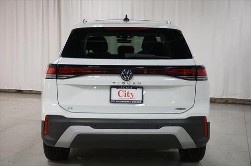 2025 Volkswagen Tiguan 2.0T SE 4MOTION