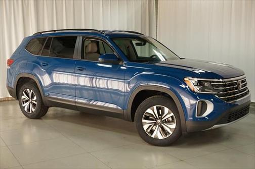 2025 Volkswagen Atlas 2.0T SE