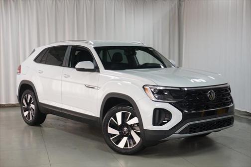 2025 Volkswagen Atlas Cross Sport 2.0T SE w/Technology 4MOTION