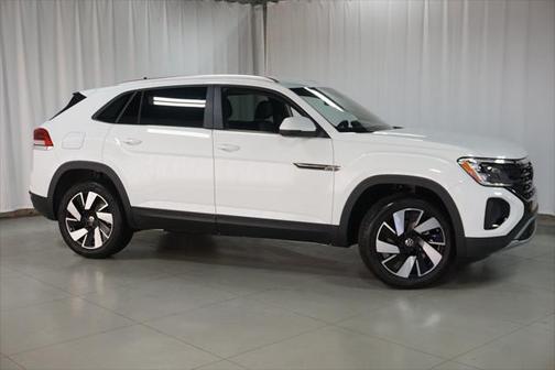 2025 Volkswagen Atlas Cross Sport 2.0T SE w/Technology 4MOTION
