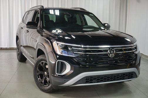2026 Volkswagen Atlas Peak Edition