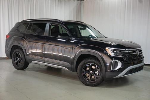 2026 Volkswagen Atlas Peak Edition