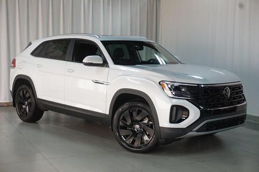 2026 Volkswagen Atlas Cross Sport 2.0T SE w/Technology 4MOTION
