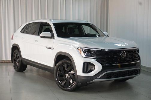 2026 Volkswagen Atlas Cross Sport 2.0T SE w/Technology 4MOTION