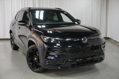 2025 Volkswagen Tiguan 2.0T SE R-Line Black 4MOTION