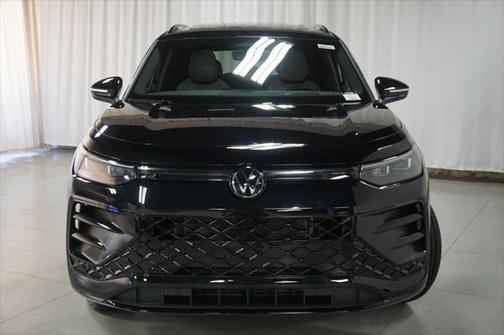 2025 Volkswagen Tiguan 2.0T SE R-Line Black 4MOTION