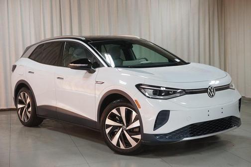 Photo 2 of 51 of 2021 Volkswagen ID.4 1st Edition