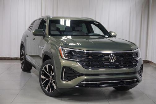 avocado green pearl 2026 Volkswagen Atlas Cross Sport 2.0T SEL Premium