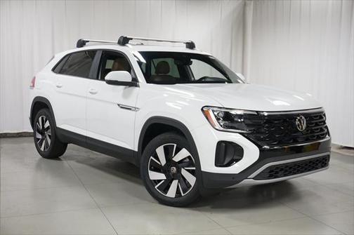 2025 Volkswagen Atlas Cross Sport 2.0T SE w/Technology 4MOTION