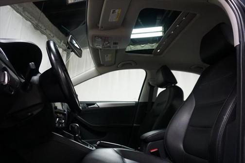 2015 Volkswagen Jetta Auto SE w/Connectivity