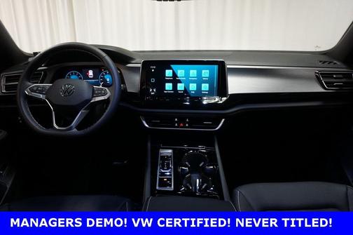 2025 Volkswagen Atlas Cross Sport 2.0T SE w/Technology 4MOTION