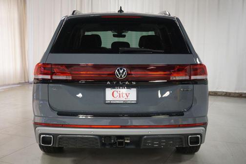 Pure Gray 2026 Volkswagen Atlas Peak Edition