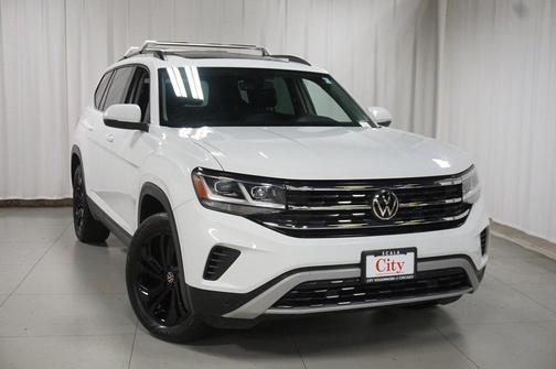 2022 Volkswagen Atlas 3.6L SE w/Technology