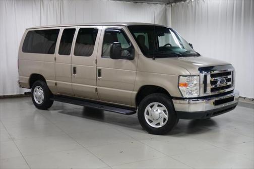 2011 Ford E350 Super Duty XLT