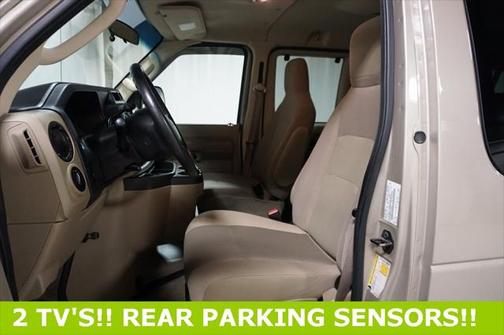 2011 Ford E350 Super Duty XLT