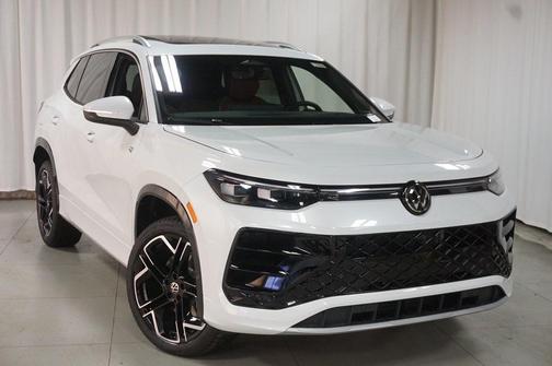 2026 Volkswagen Tiguan 2.0T SEL R-Line 4MOTION