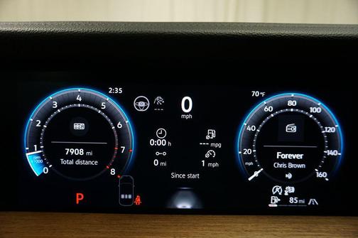 Sandstone 2025 Volkswagen Tiguan 2.0T SEL R-Line 4MOTION