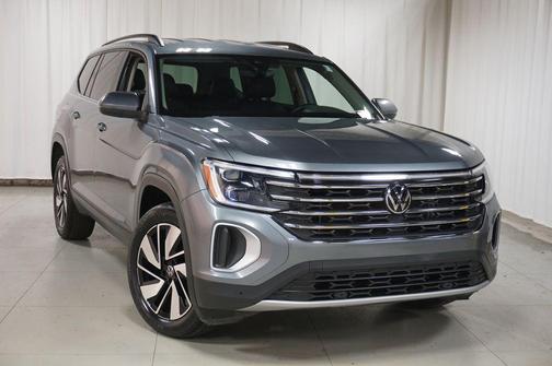 2024 Volkswagen Atlas 2.0T SE w/Technology 4MOTION