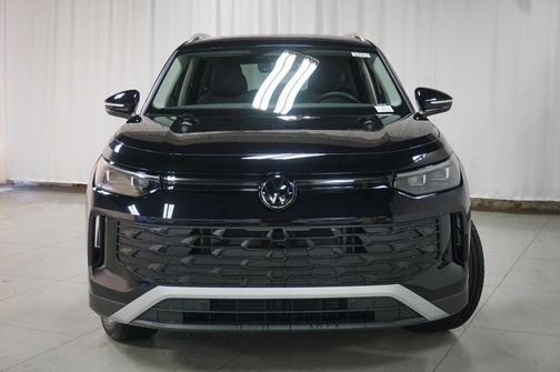 2025 Volkswagen Tiguan 2.0T SE 4MOTION