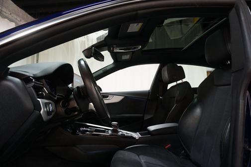 Navarra Blue Metallic 2023 Audi A5 Sportback 45 S Line Premium Plus