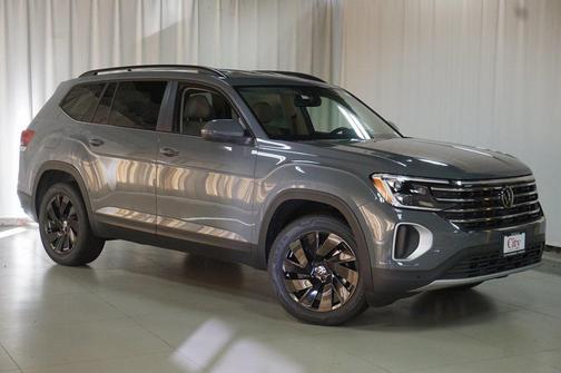 2025 Volkswagen Atlas 2.0T SE w/Technology 4MOTION