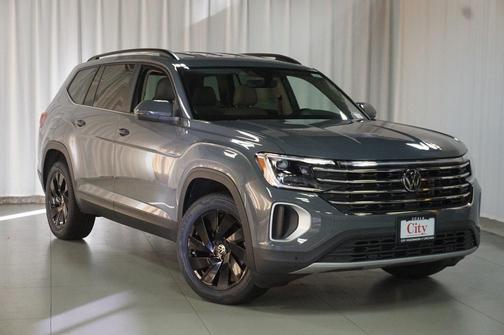 2025 Volkswagen Atlas 2.0T SE w/Technology 4MOTION
