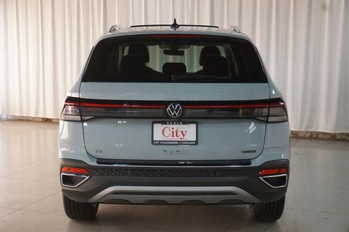 2026 Volkswagen Taos SE