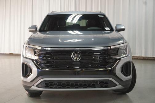 2026 Volkswagen Atlas Cross Sport 2.0T SE w/Technology 4MOTION